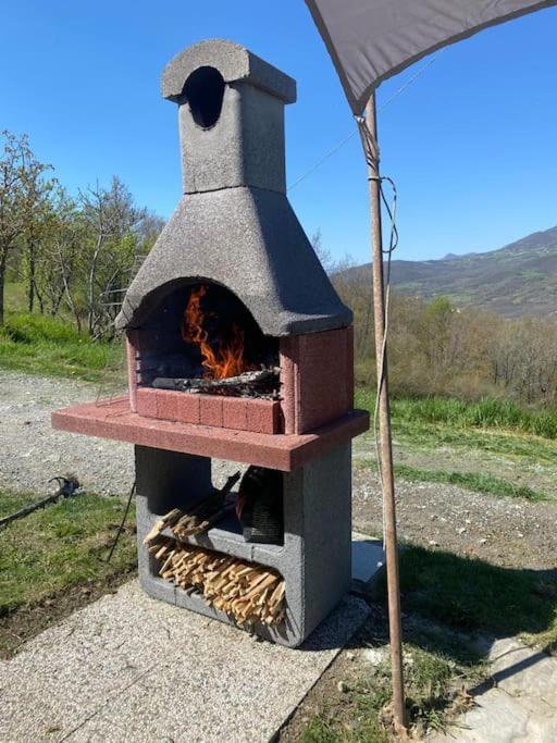 Vila La Casa Sulla Collina Varsi Exteriér fotografie