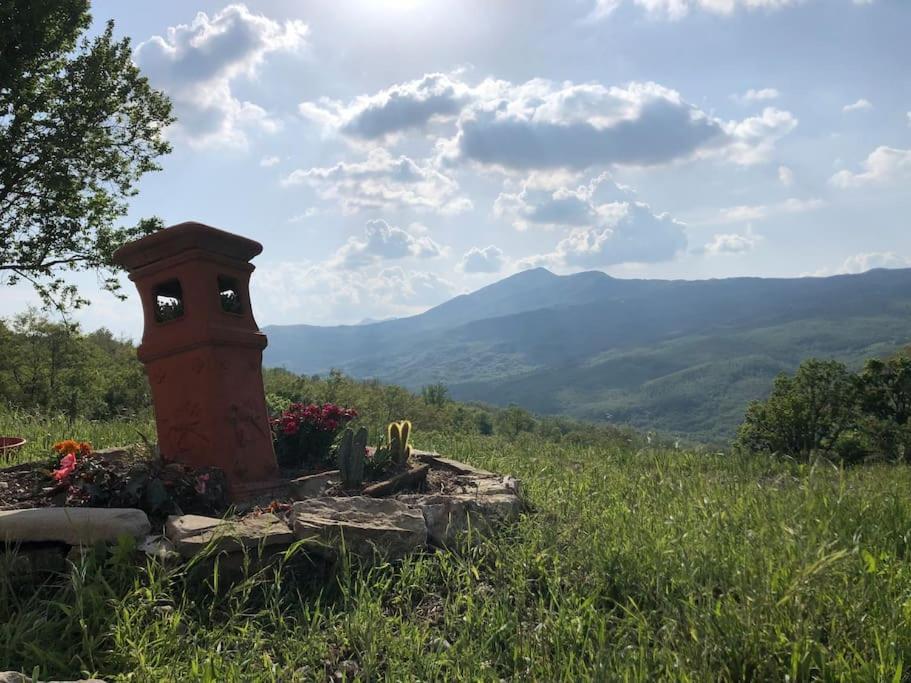Vila La Casa Sulla Collina Varsi Exteriér fotografie