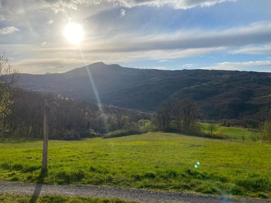 Vila La Casa Sulla Collina Varsi Exteriér fotografie